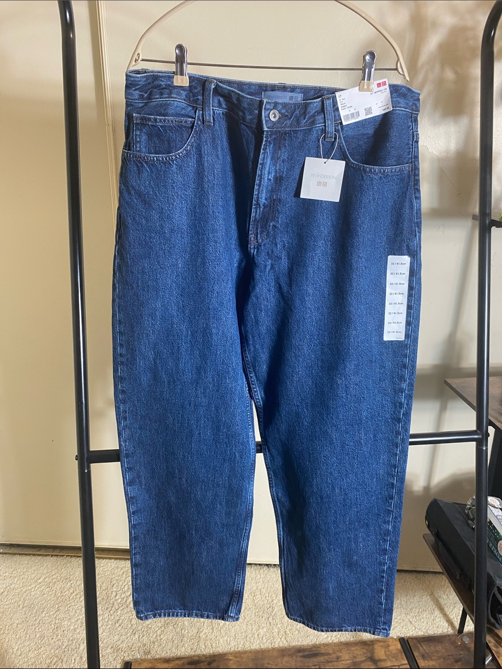 Uniqlo Women's Straight Leg Jeans in Deep Blue Denim